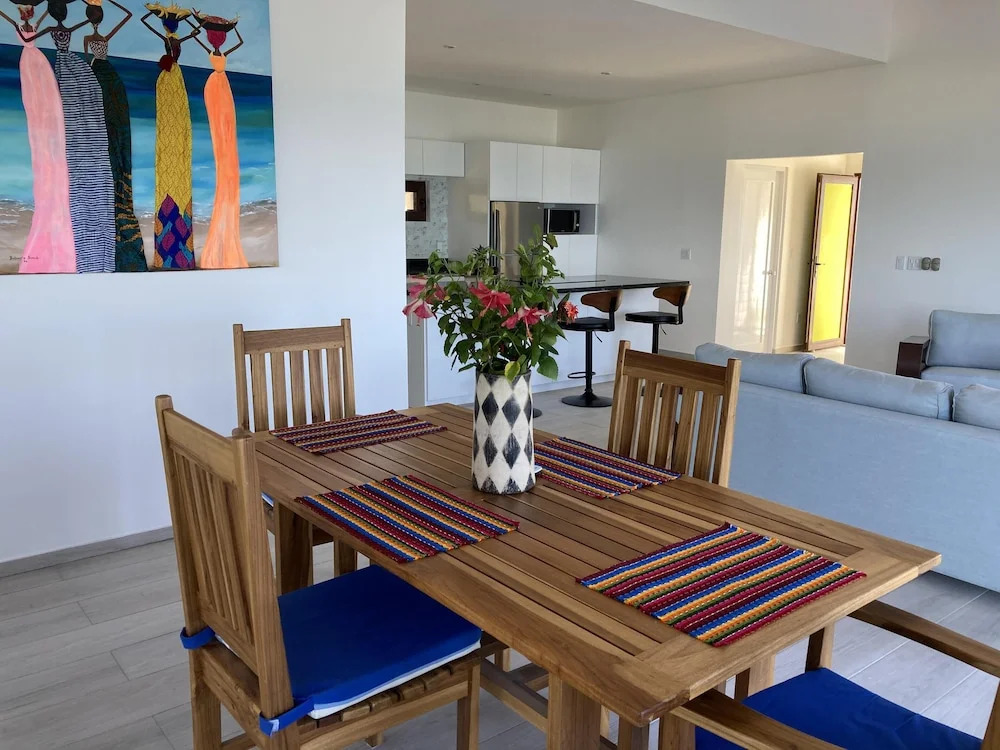 Stunning Turquoise Views From This 2 Bedroom, 2 Bath Home