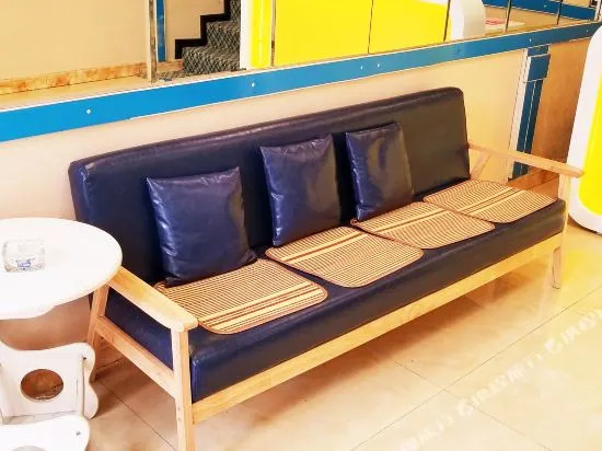 Yizhou Express Hotel