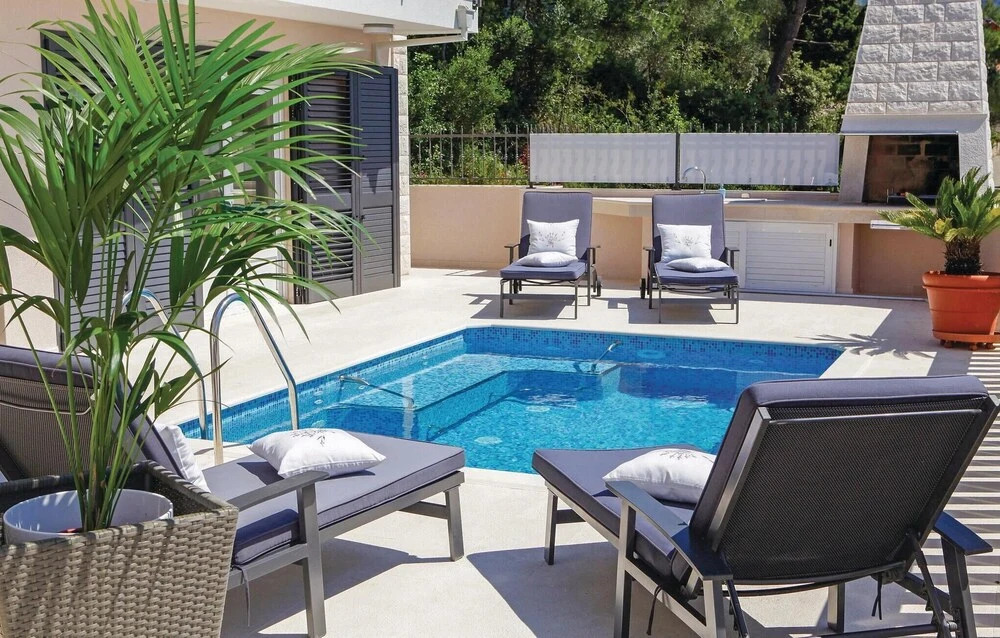 Awesome Home in Gradina With Outdoor Swimming Pool, Wifi and Outdoor Swimming Pool