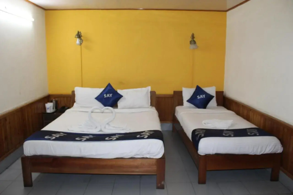 Say Rooms Hotel Deorali