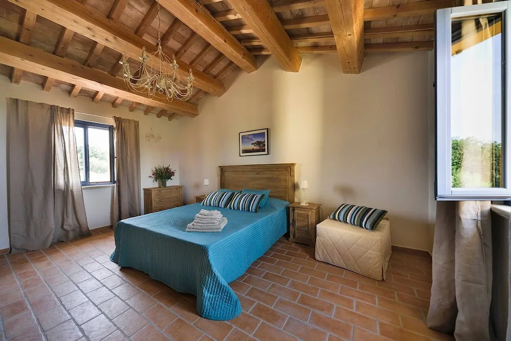 Villa Elettra 12&2 by Marche Holiday Villas