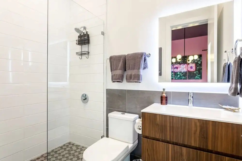 Chic 4Br Pool House - Steps To South 1St Street