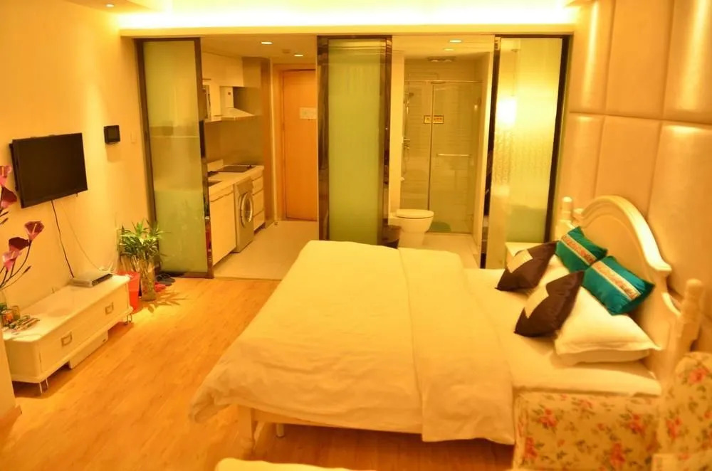 Four Leaf Clover Boutique Apartment Hotel