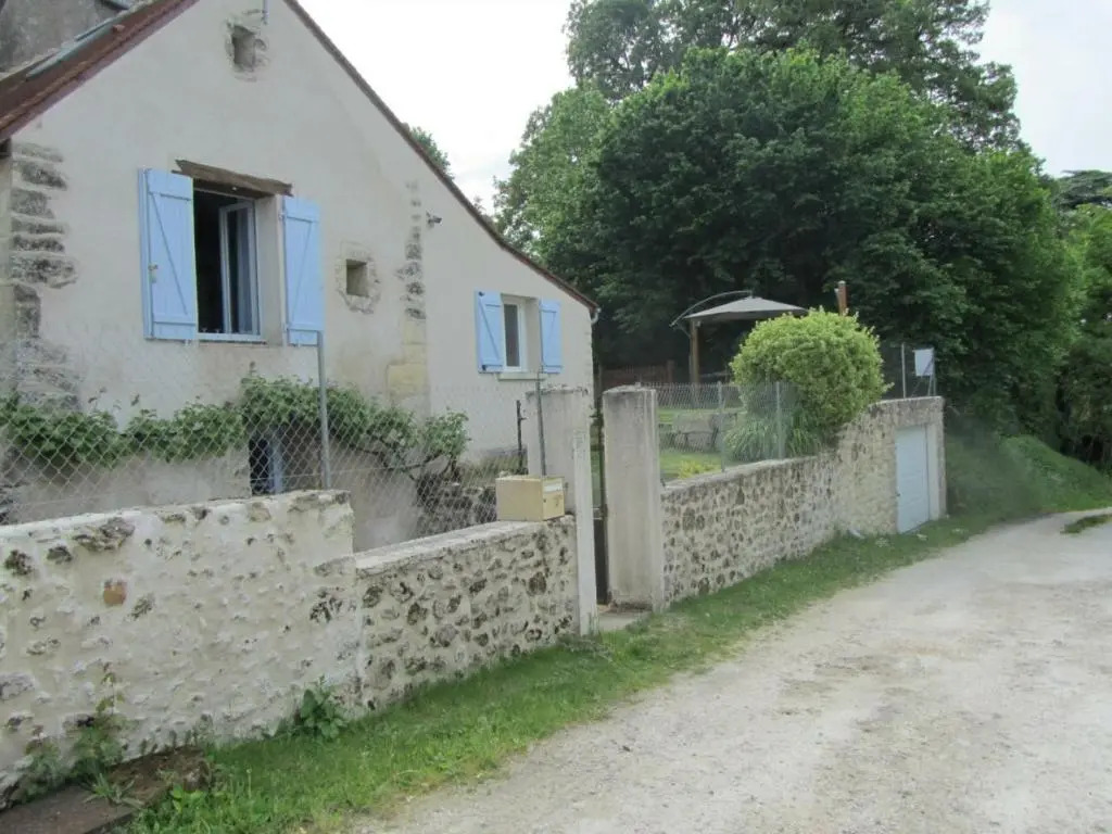 Gîte charmant près de Tours, jardin clos, idéal pour familles - FR-1-381-95