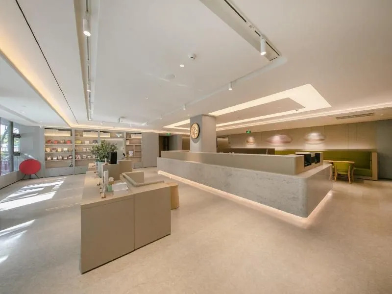 Orange Hotel Beijing Jianguomen Baiqiao Street