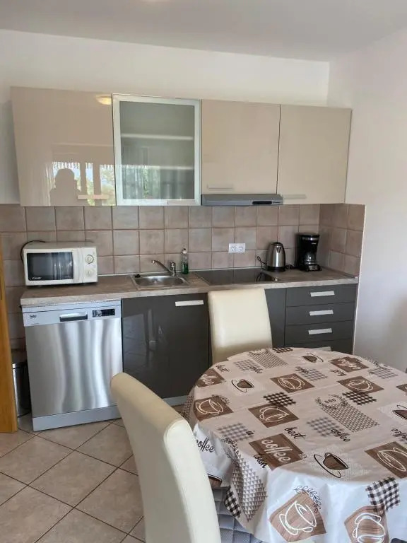 Apartman Lidija