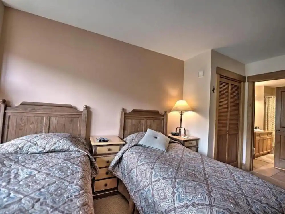 3 Bedroom Mountain View Condo in River Run Village Just 75 Yards from the Summit Express Gondola