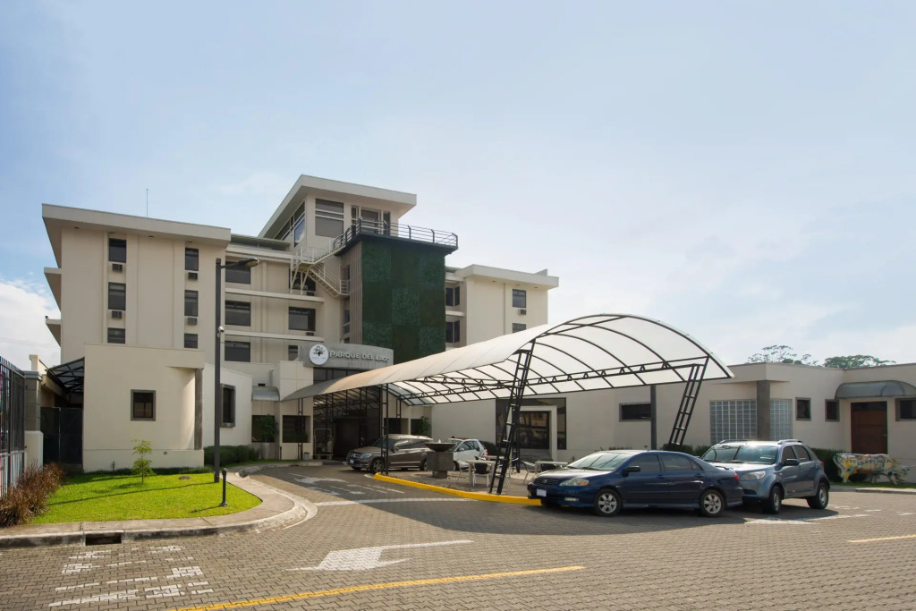 Parque del Lago Boutique Hotel