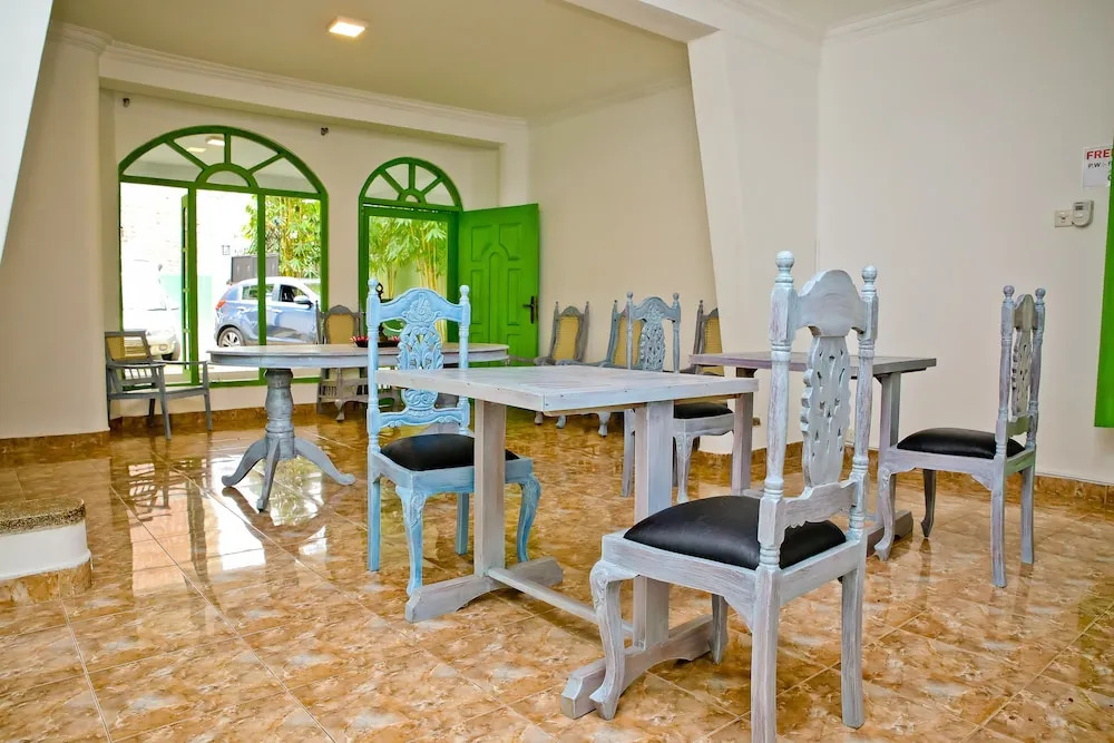 Negombo Beach by Flipflop Hostels
