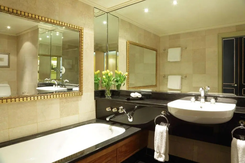 Royal Majestic Hotel