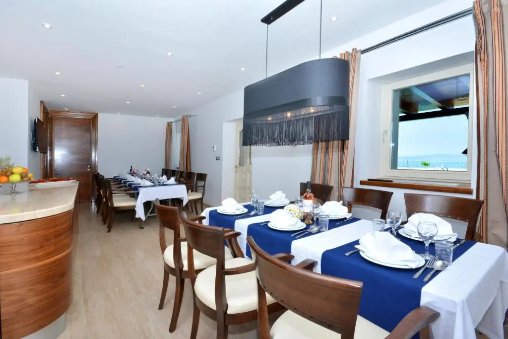Villa View 4 You