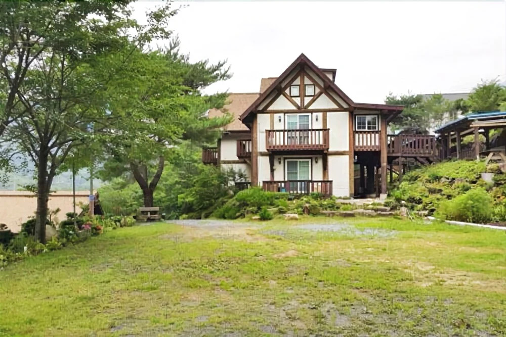 Yangsan (Baenaegol) Cozy Pension