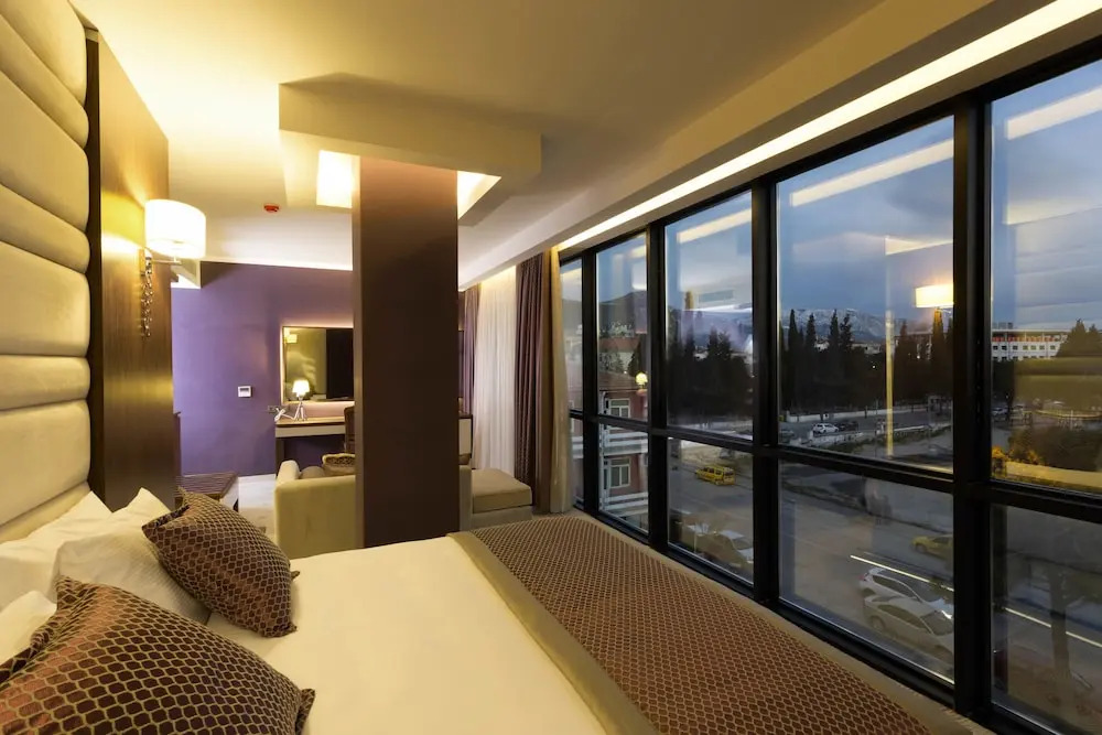 Hassuites Muğla
