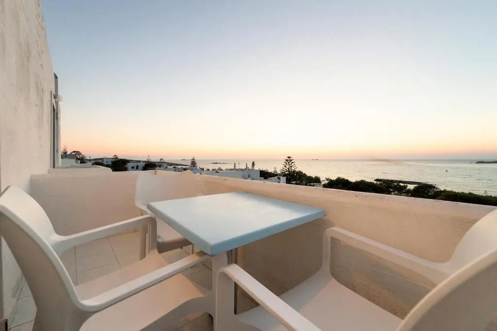 Stratos Apartments & Studios