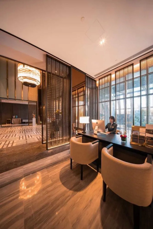 Pury Hotel
