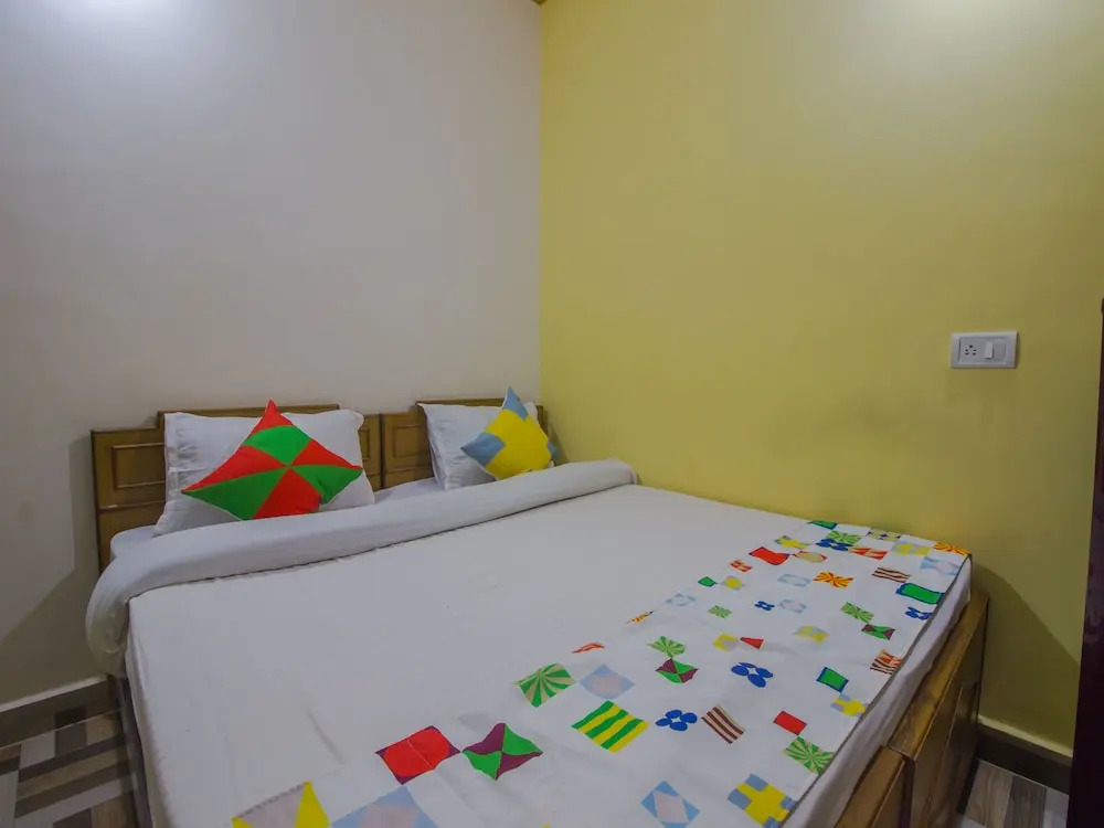 OYO 17019 Home Peacefully Studios Calangute