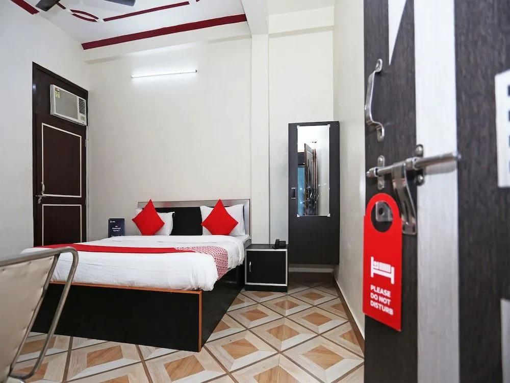 OYO 13095 Ganesh Mangal Guest House