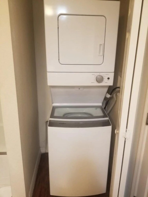 3 Bed 2 Bath Condo In Lucaya Village Near Disney 3 Bedroom Townhouse by RedAwning