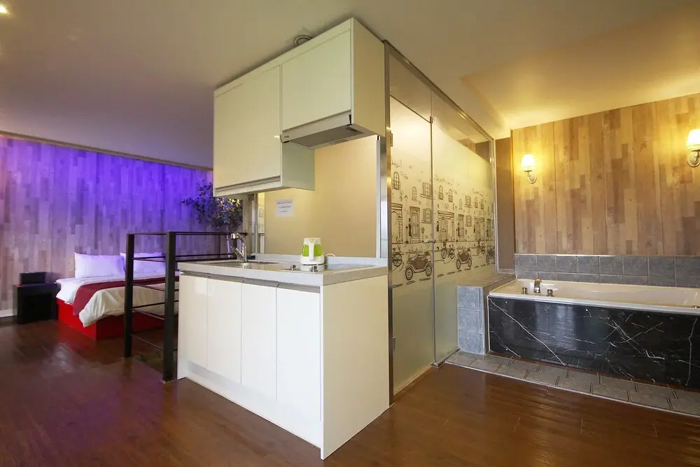 Buan Gyeokpo JAZZ Motel and Pension