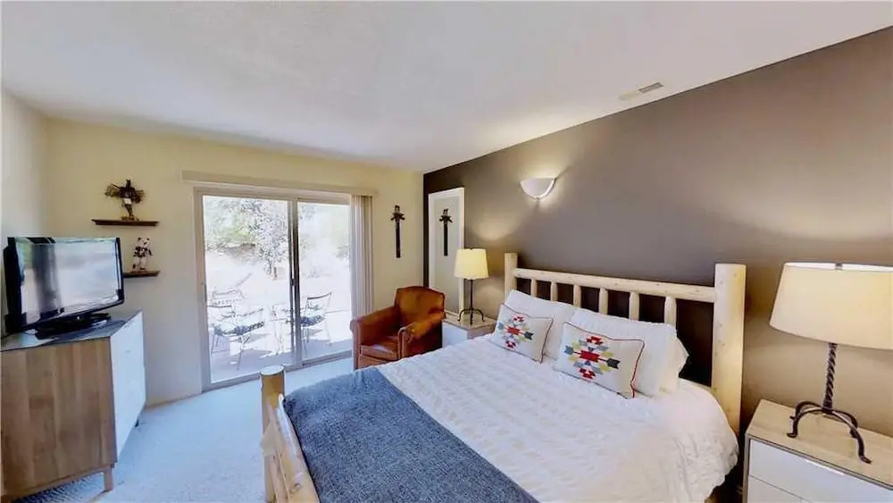Steel Bender Retreat ~ 3293 3 Bedrooms 2 Bathrooms Condo