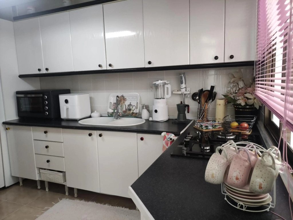 Isis Apartment