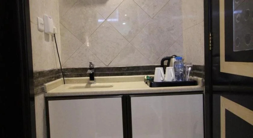 Al Adl Jewel Hotel