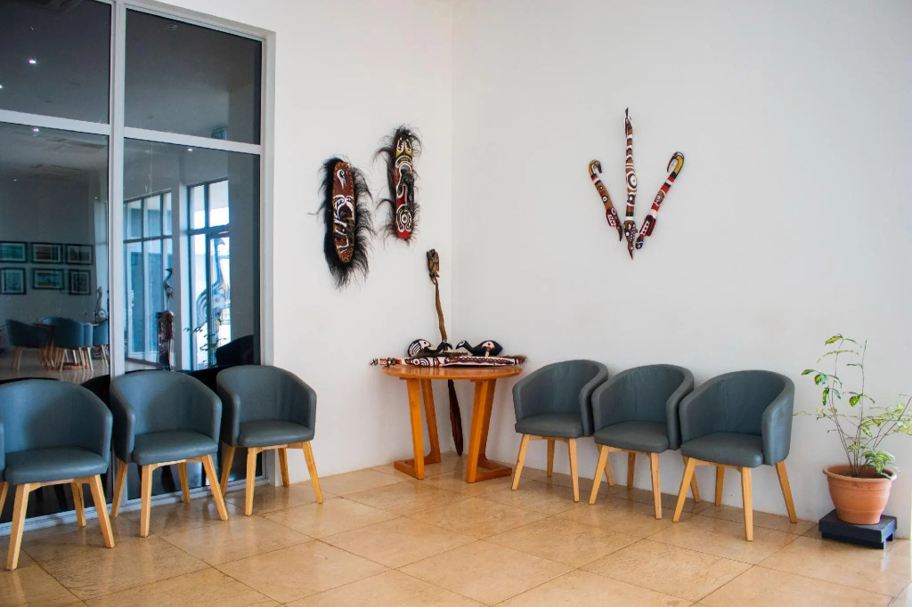 Cassowary Hotel