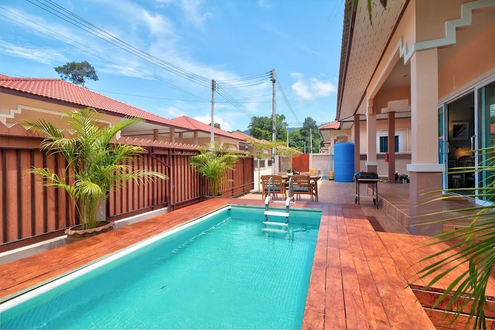 Jaya Pool Villa