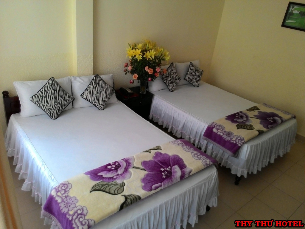 Khách Sạn Cây Xanh