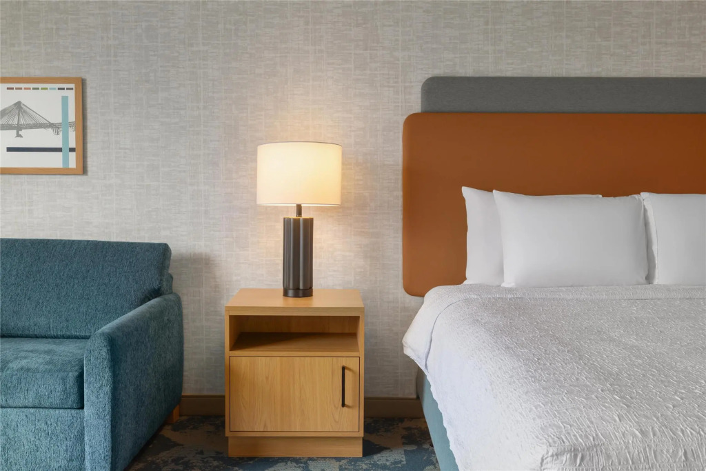 Hampton Inn & Suites by Hilton Langley-Surrey