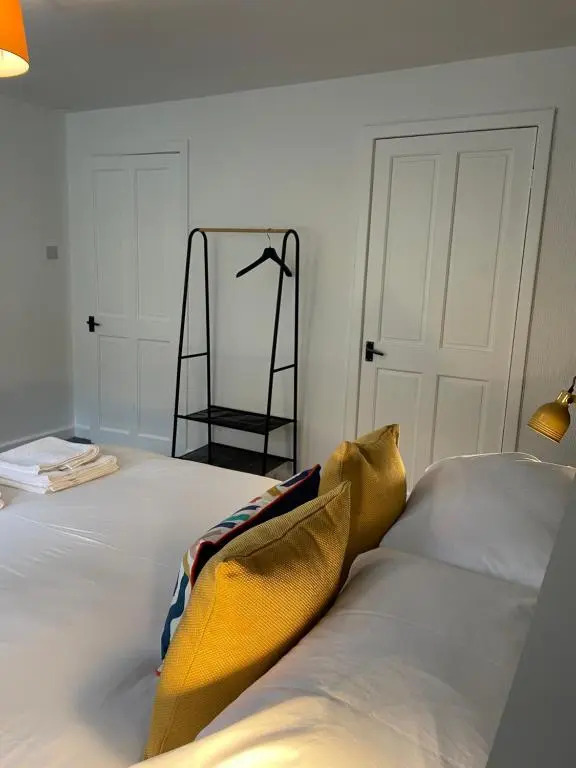 Ross Place Apartment