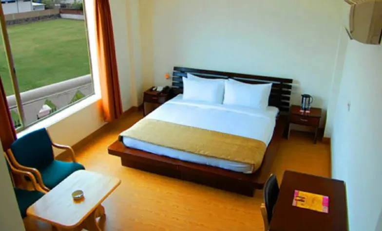 Spice Hotel Selaqui