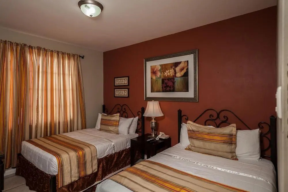 Inn at 87