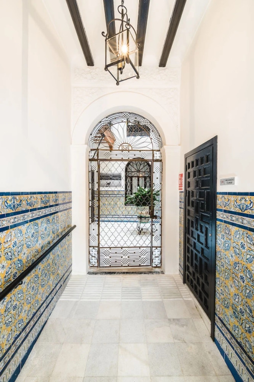 Numa Seville Alegre