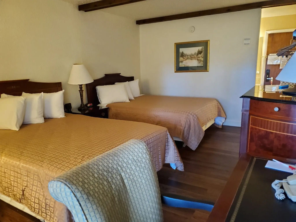 Fireside Inn and Suites Bangor