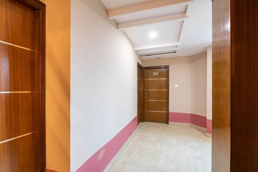 OYO 16744 Live Inn Castle