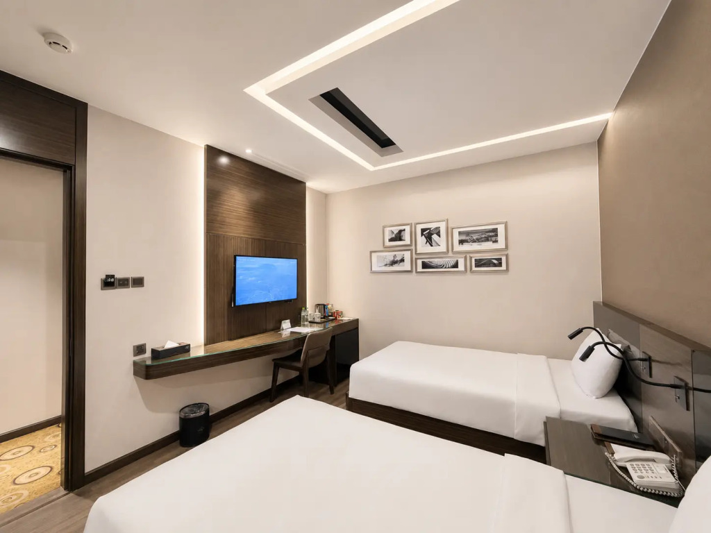 Queen Ann Hotel