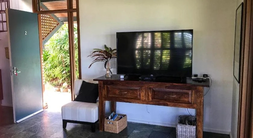 Wongalinga Absolute Beachfront Unit 9 2 Bedroom