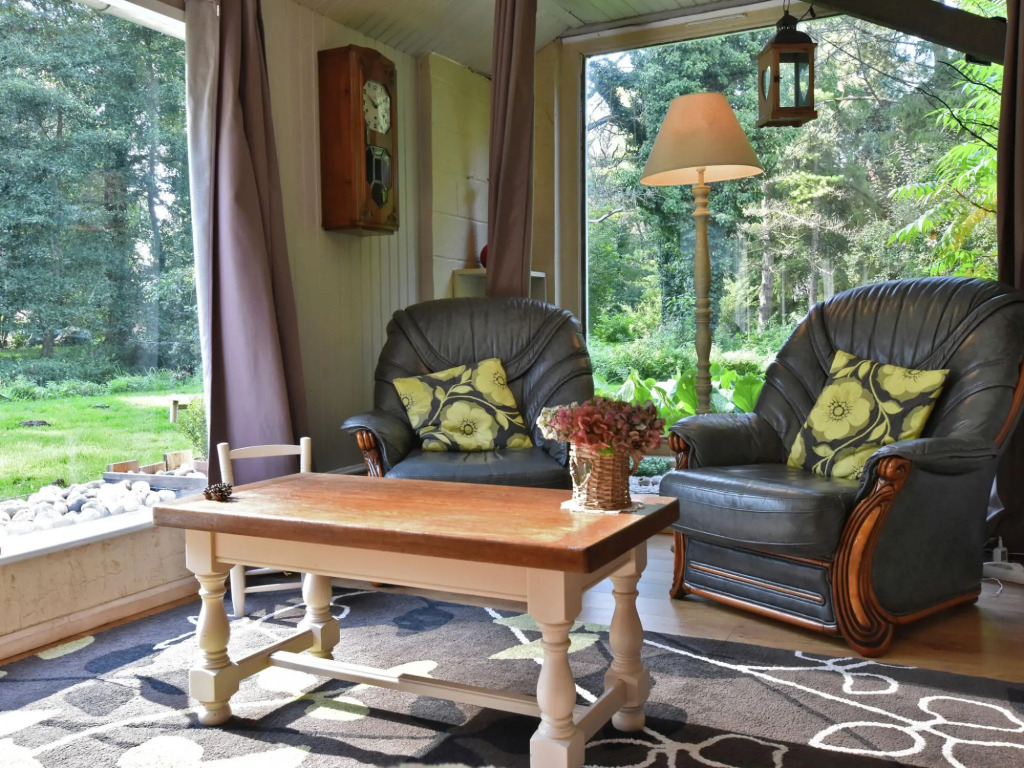 Cottage near the Mill Pond with a beautiful garden