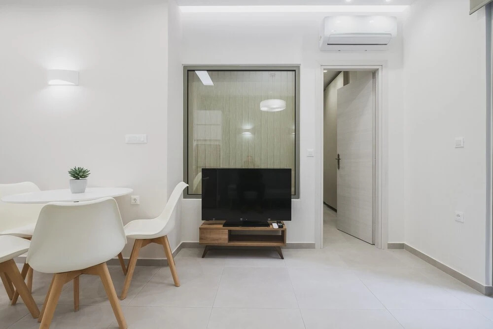 Central Apartment 1 near Old Town & Bus Station