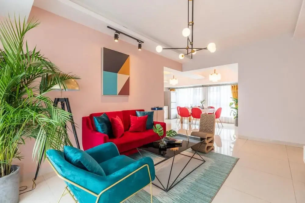Locals Boutique Apartment Huafa Plaza 5