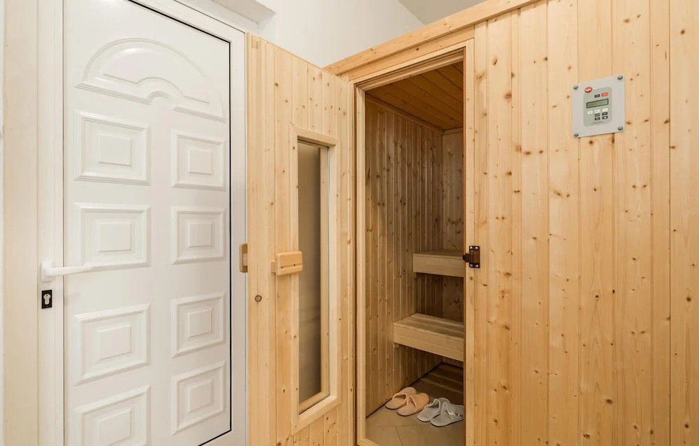 Nice Home In Lovran With Sauna