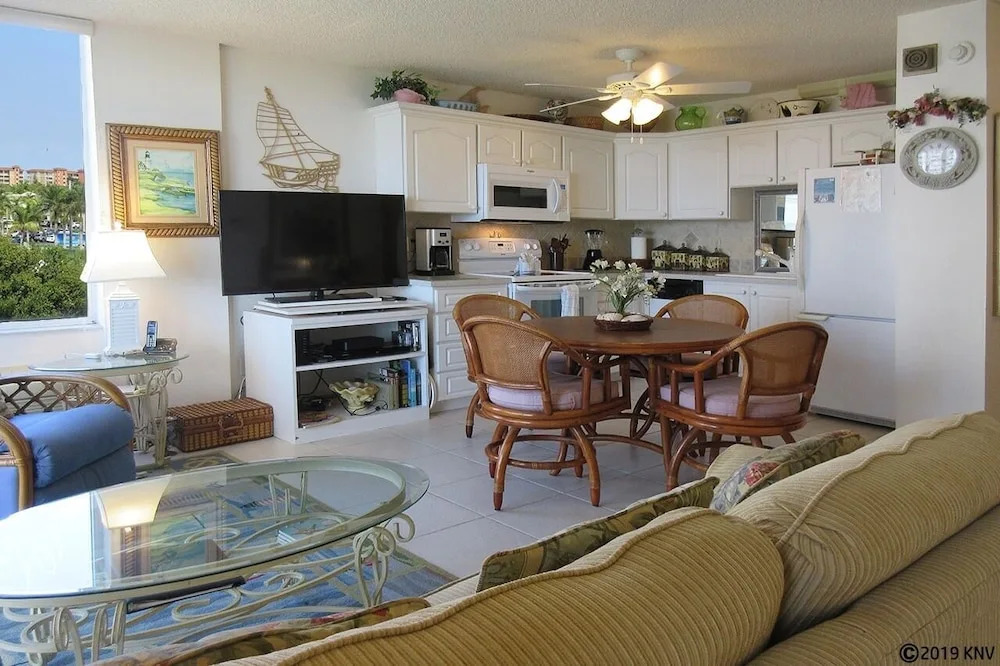 Estero Beach & Tennis 407a 1 Bedroom Condo