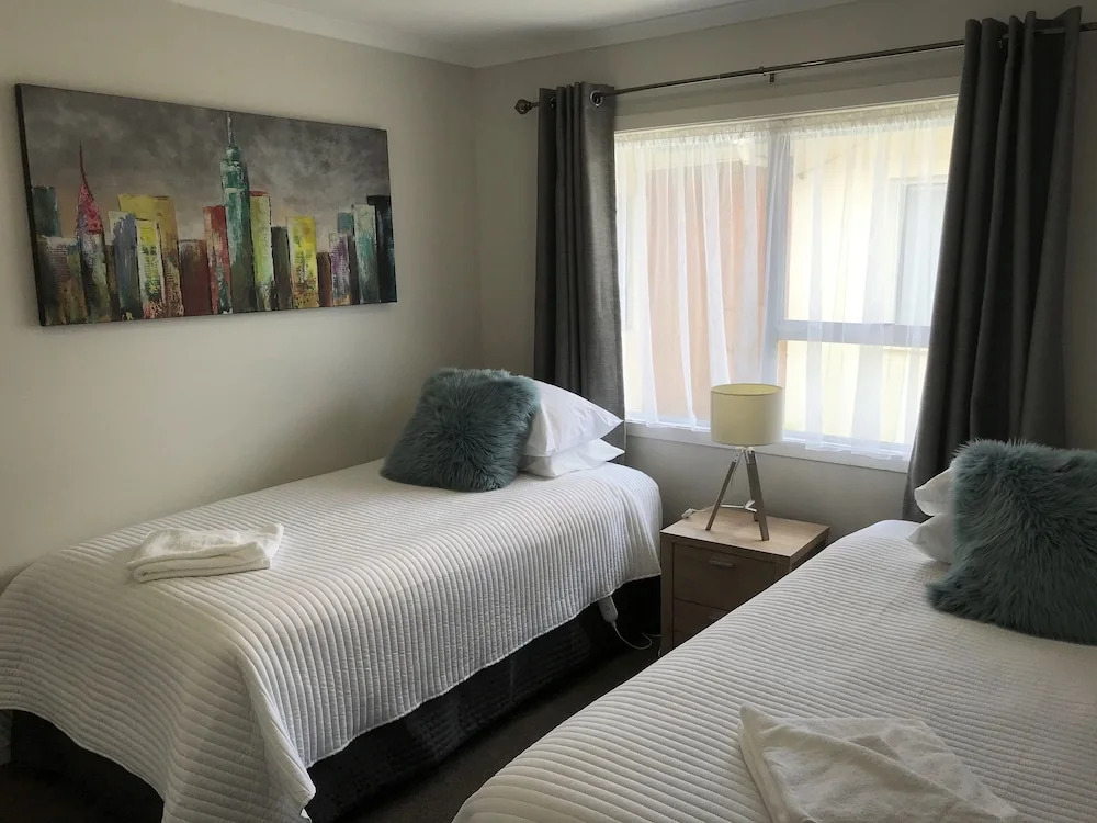 Rose Apartments Unit 2 Central Rotorua- Accommodation & Spa