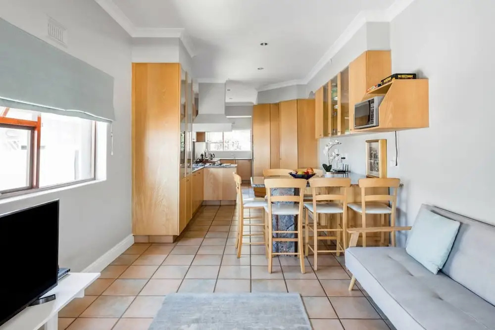 3 Bedroom Hilltop Home with Spectacular Views