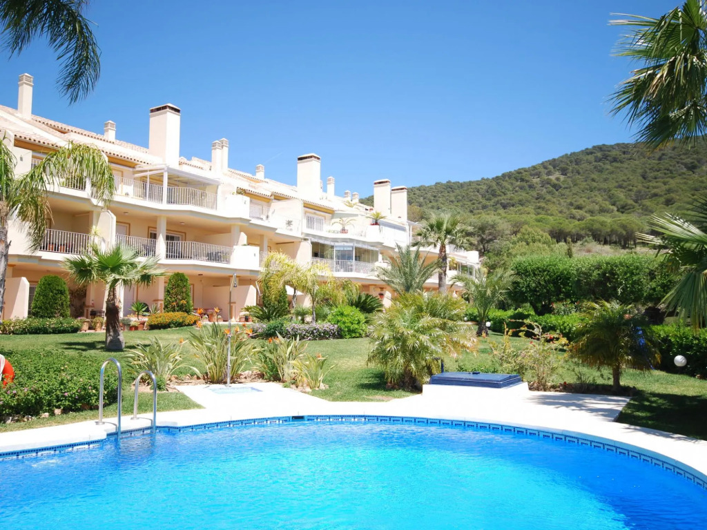 Apartment in Alhaurín el Grande near golf course