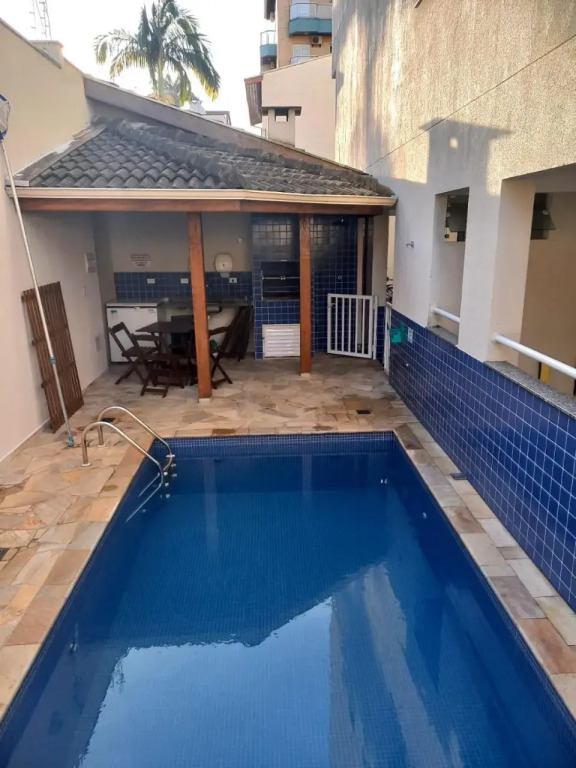 Apt 2 suites com ar condicionado e piscina Ubatuba