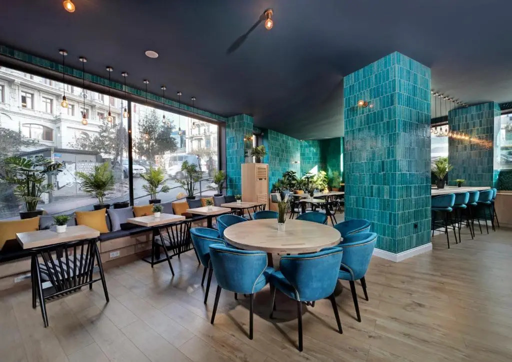 Гостиница The Central House Istanbul Galata