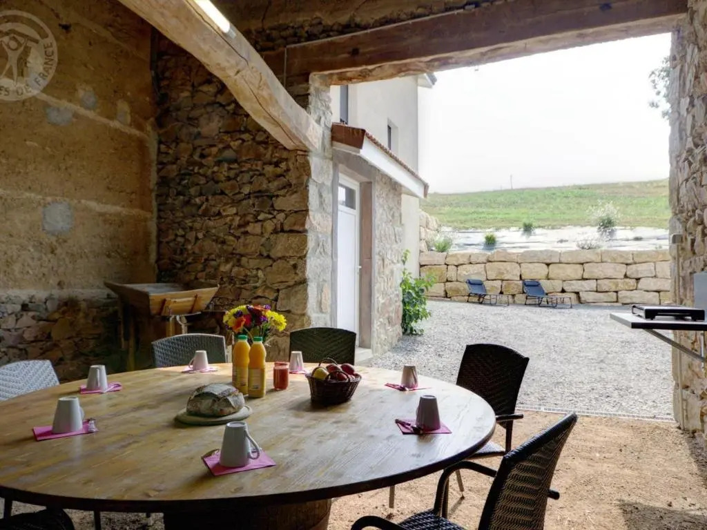 Maison de vacances rénovée pour 10 pers. avec fibre internet, terrasses et cour privative - FR-1-496-215
