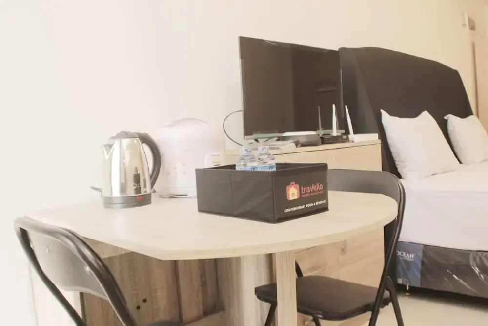 Warm And Cozy Studio At Meikarta Apartment